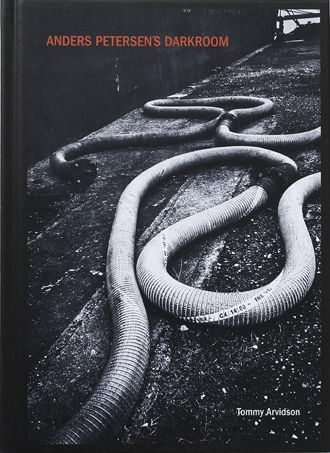 Omslaget til Anders Petersen’s Darkroom af Anders Petersen