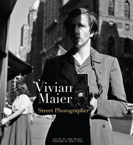 Omslaget til Street Photographer af Vivian Maier